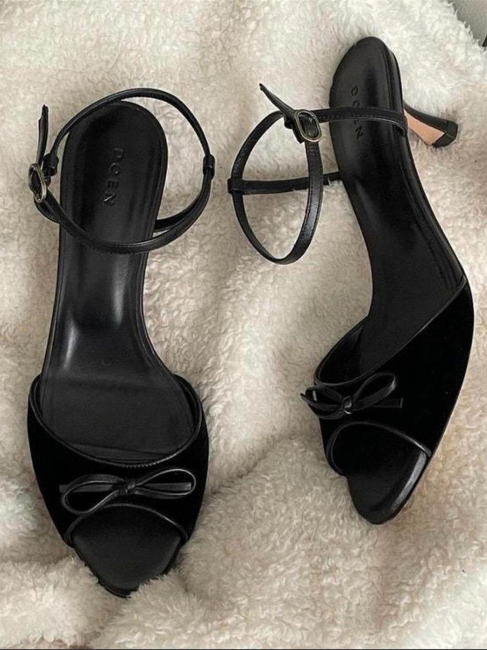 Doen Black Ankle-Strap Peep-Toe Heels with Bow